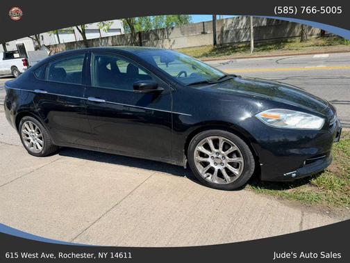 Pitch Black Clearcoat 2014 Dodge Dart Limited