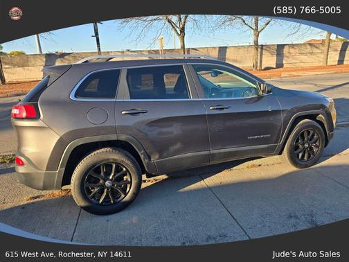 2014 Jeep Cherokee Sport