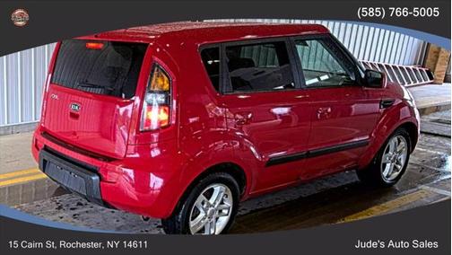 2010 Kia Soul +