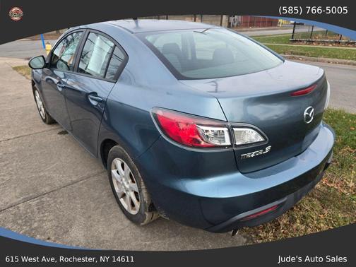 2010 Mazda Mazda3 i Touring