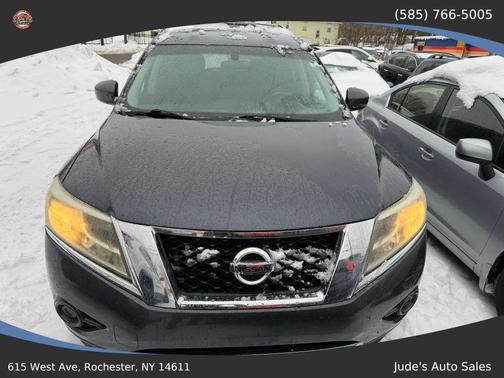 2014 Nissan Pathfinder SV