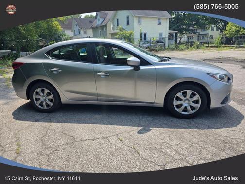2015 Mazda Mazda3 i Sport