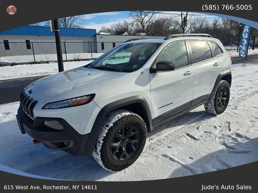 2015 Jeep Cherokee Sport