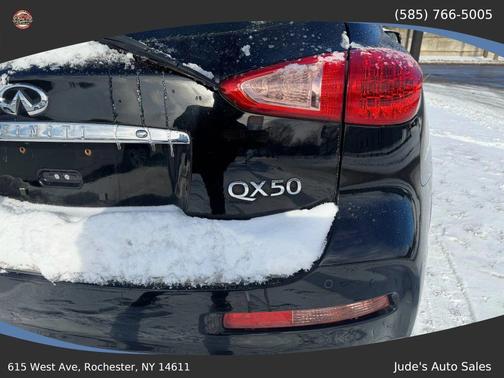 2017 INFINITI QX50 Base