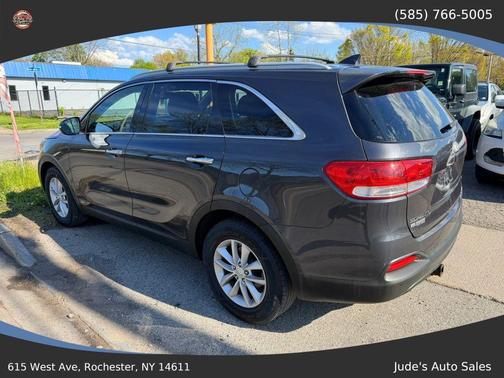 Platinum Graphite 2016 Kia Sorento LX