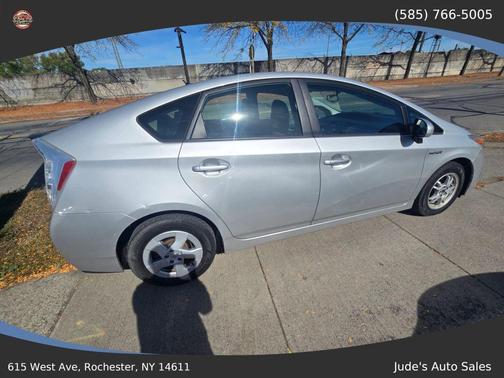 2010 Toyota Prius II