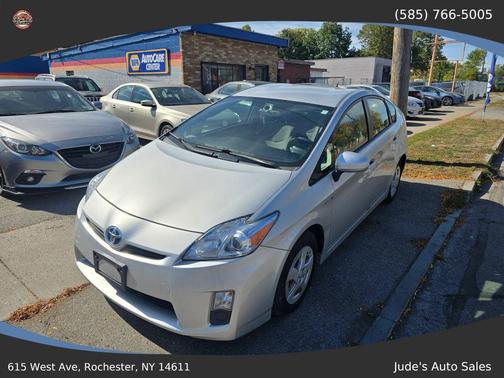2010 Toyota Prius II