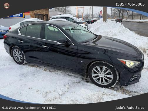2015 INFINITI Q50 Premium