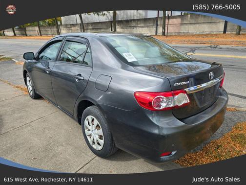 2011 Toyota Corolla LE