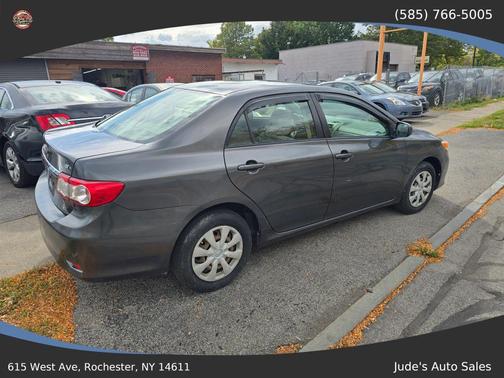 2011 Toyota Corolla LE