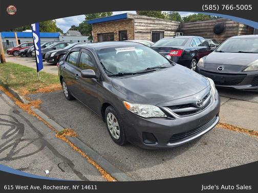 2011 Toyota Corolla LE