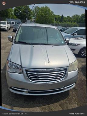 2012 Chrysler Town & Country Touring