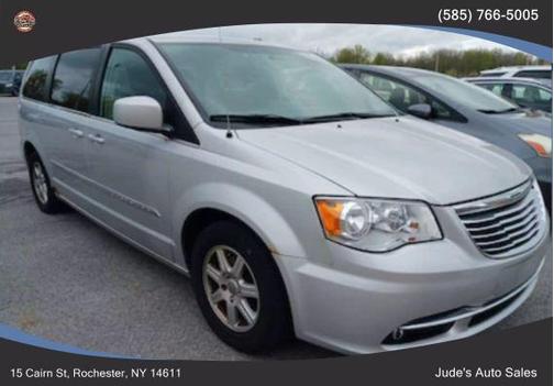 2012 Chrysler Town & Country Touring