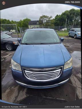 2011 Chrysler Town & Country Touring