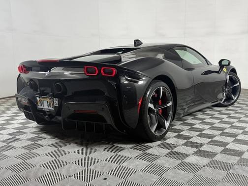 Nero Daytona 2021 Ferrari SF90 Stradale Base