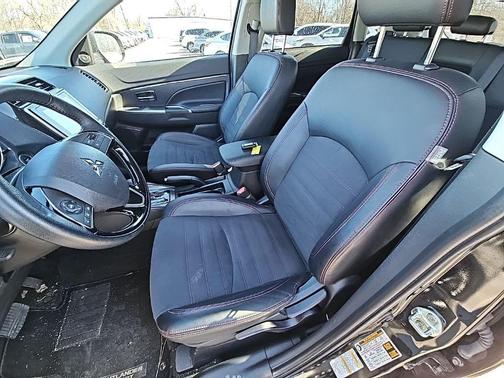 2024 Mitsubishi Outlander Sport SE