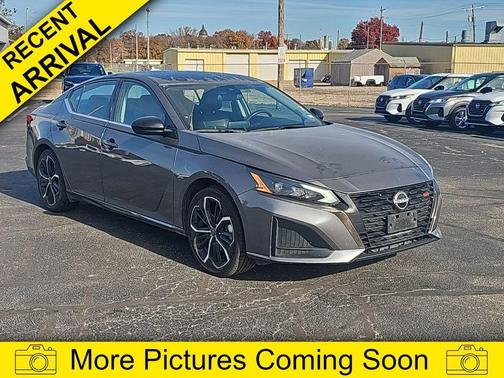 2024 Nissan Altima SR FWD