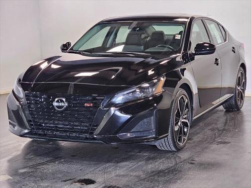 2024 Nissan Altima SR FWD