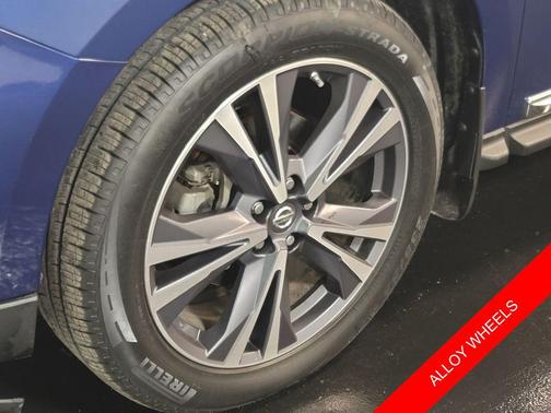 2018 Nissan Pathfinder Platinum