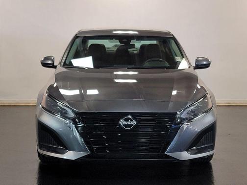 2023 Nissan Altima S FWD