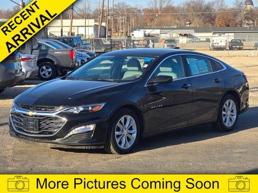 2022 Chevrolet Malibu FWD LT