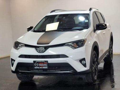 Super White 2018 Toyota RAV4 Adventure