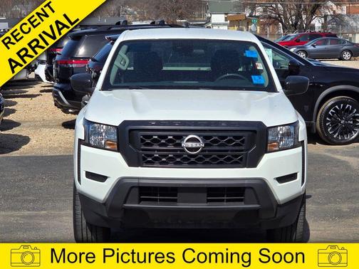 2022 Nissan Frontier S