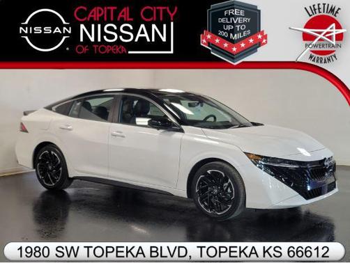 Aspen White/Super Black 2026 Nissan Sentra SR