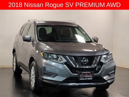 2018 Nissan Rogue SV