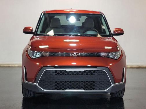 Mars Orange 2023 Kia Soul LX