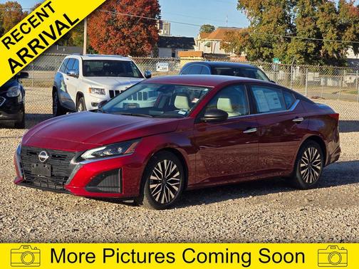 2025 Nissan Altima 2.5 SV