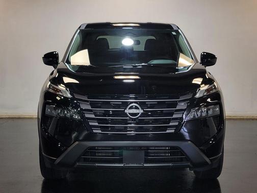 Super Black 2026 Nissan Rogue SV