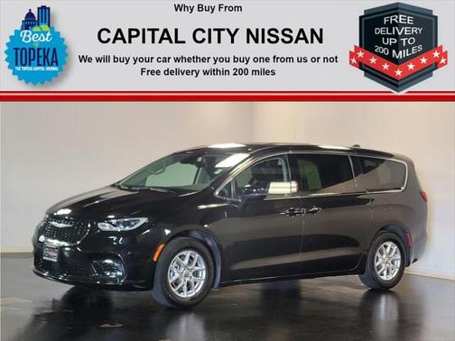 2023 Chrysler Pacifica Touring L