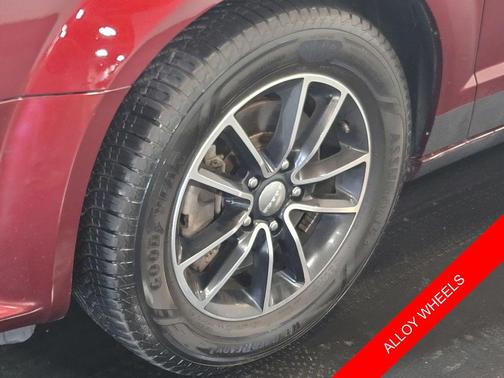 Octane Red Pearlcoat 2017 Dodge Grand Caravan GT