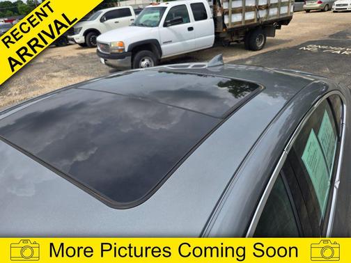 Sterling Gray Metallic 2024 Chevrolet Malibu FWD 1LT