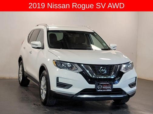 2019 Nissan Rogue SV