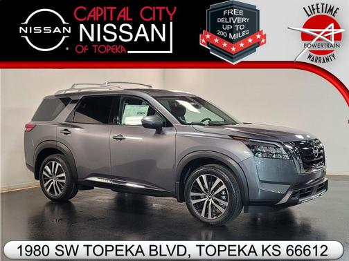 2025 Nissan Pathfinder Platinum 4WD