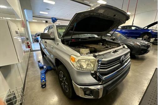 2014 Toyota Tundra SR5