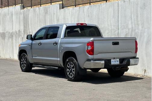 2014 Toyota Tundra SR5