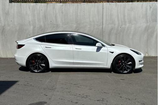 2020 Tesla Model 3 Performance