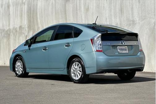 2014 Toyota Prius Plug-in Advanced