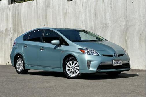 2014 Toyota Prius Plug-in Advanced