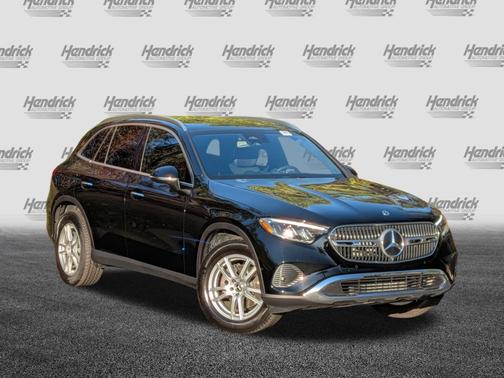 2025 Mercedes-Benz GLC 300 