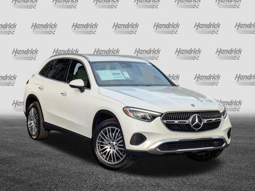 2025 Mercedes-Benz GLC 300 