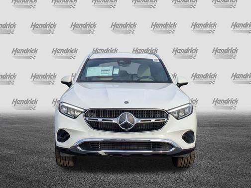 2025 Mercedes-Benz GLC 300 