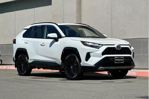 2023 Toyota RAV4 Hybrid SE