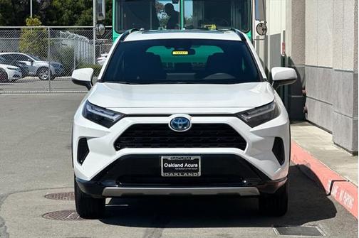 2023 Toyota RAV4 Hybrid SE