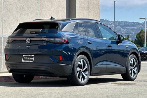 2023 Volkswagen ID.4 Pro