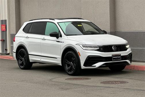 2024 Volkswagen Tiguan 2.0T SE R-Line Black