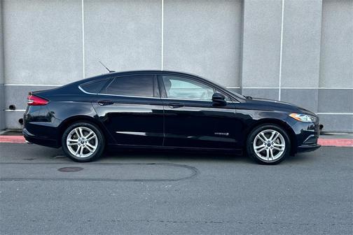 2018 Ford Fusion Hybrid SE